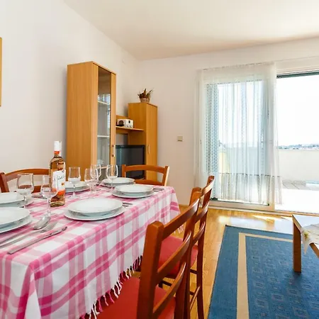 Apartment Anton Krk Town Exterior photo